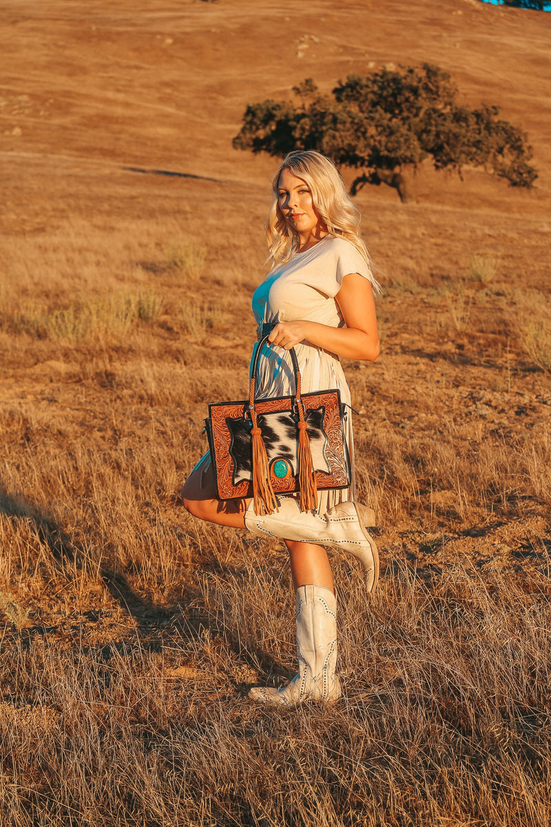 The Nashville Gunner Tote (No Fringe) a Haute Southern Hyde by Beth Marie Exclusive