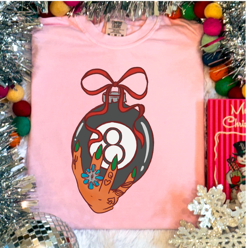 8 ball Christmas tee