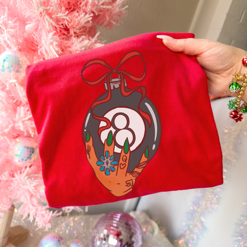 8 ball Christmas tee